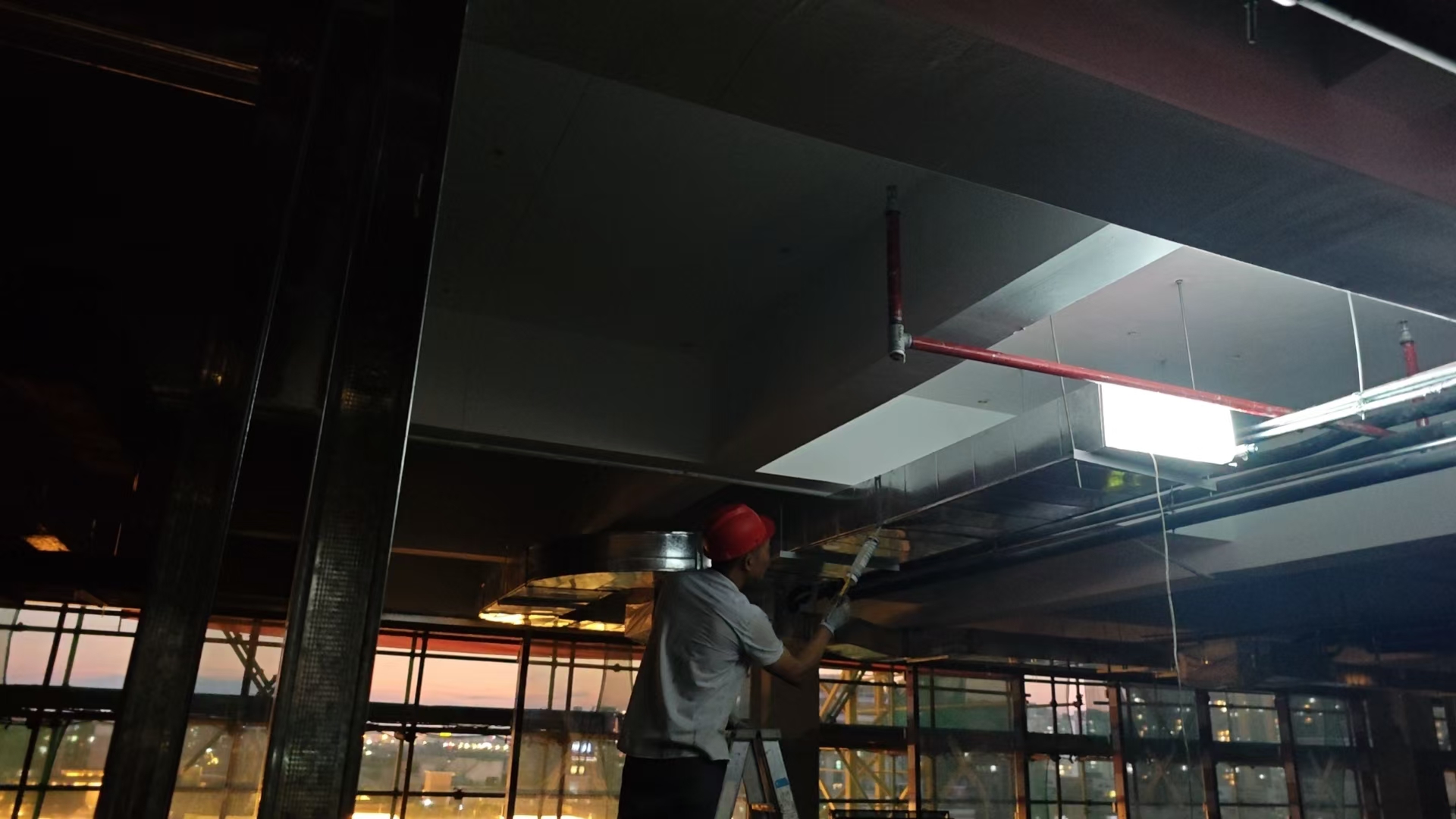 风管的密封性检测（漏光测试）